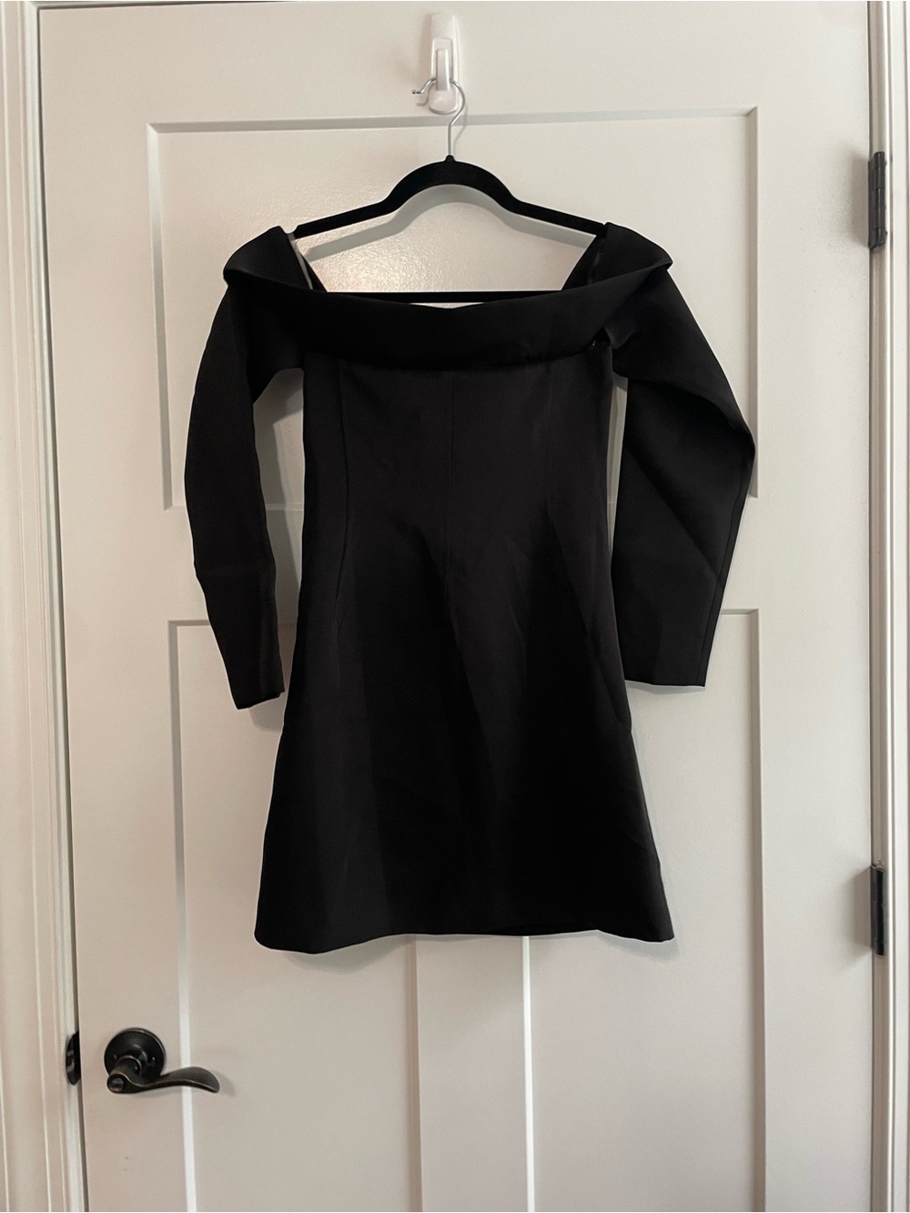 NEW Meshki Hugo Suiting Off the Shoulder Black Mini Dress Size XS - Picture 9 of 11